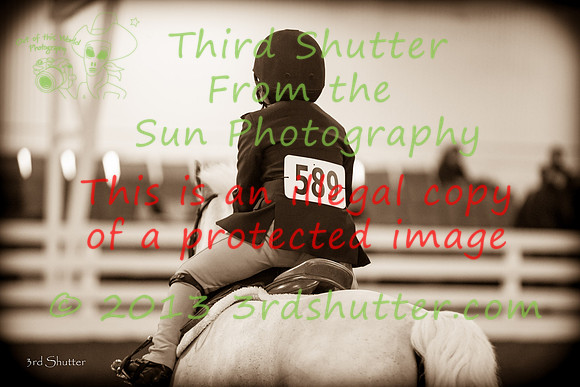 F43Q6557