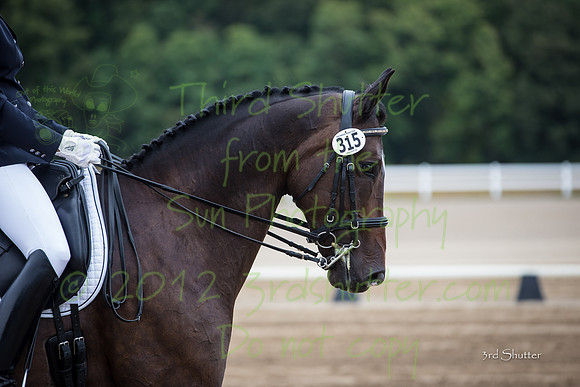 F43Q9188