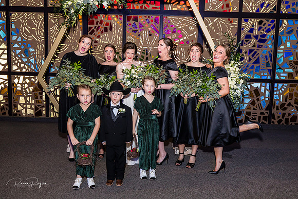 Bride and Bridal Party_5402
