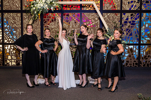 Bride and Bridal Party_5410