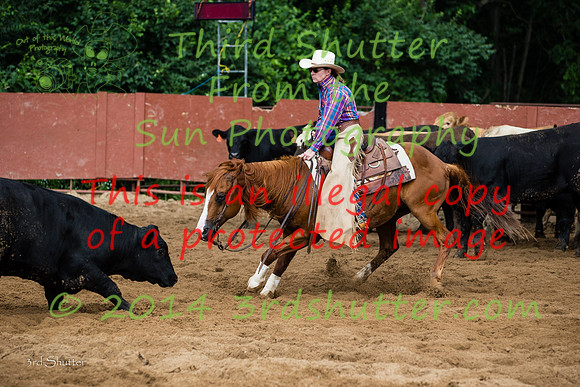 F43Q7936
